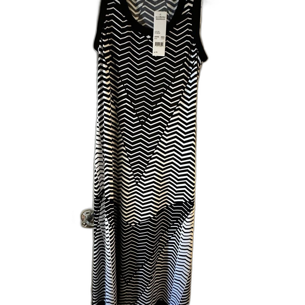 NY Collection Black and White Zigzag Maxi Dress Size Small